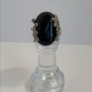 Sterling Silver Big Oval Black Onyx Flor